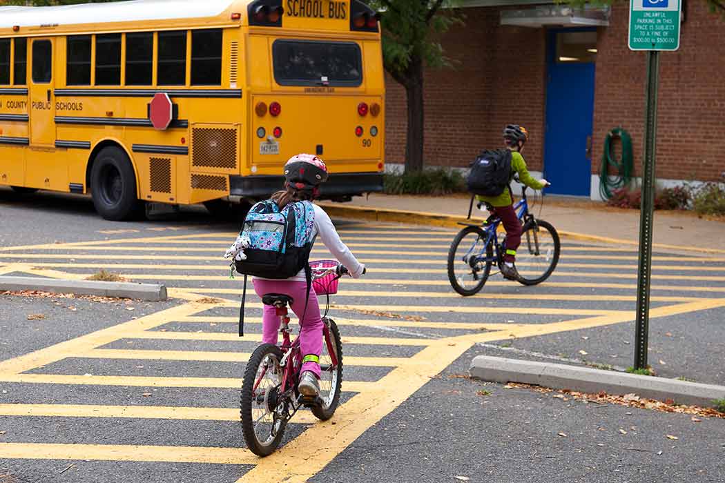 yuma kids bike to school