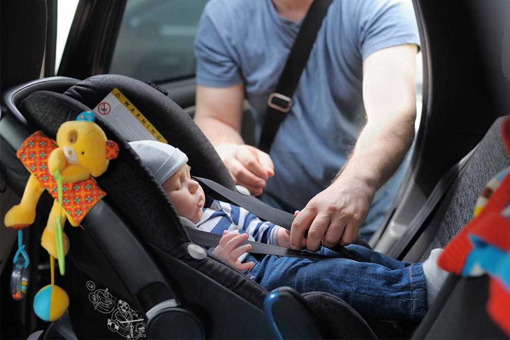 car seat helps keep kids safe in car accident