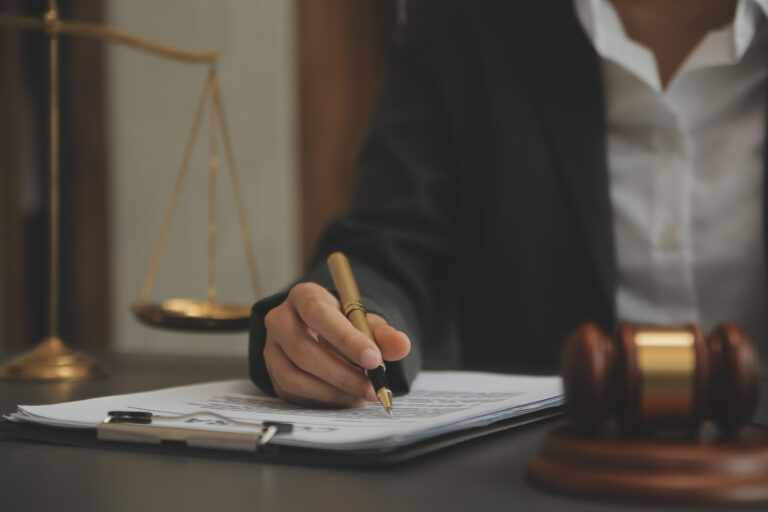 Abogados de lesiones personales en Corona