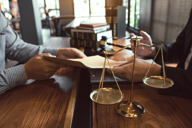 Glendale Armed Robbery Defense Lawyer