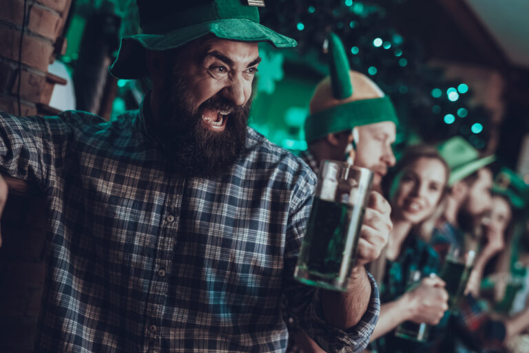 5 Consejos para evitar lesiones el Día de San Patricio en Las Vegas