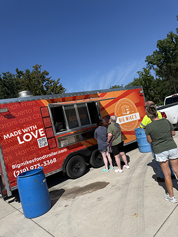 Northwest Indiana storm relief - Big Mike's food trailer